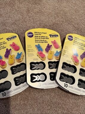 Wilton Peeps Bunny Shaped Cookie Pans (3)-Black
